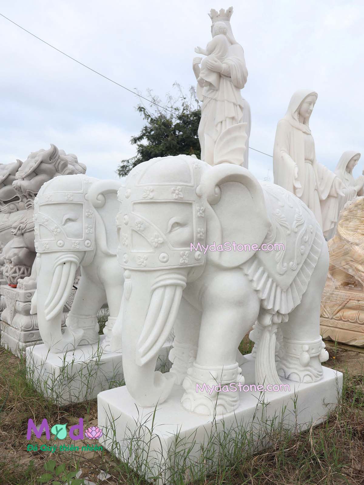 Tượng Voi đứng bằng đá Cẩm Thạch Trắng