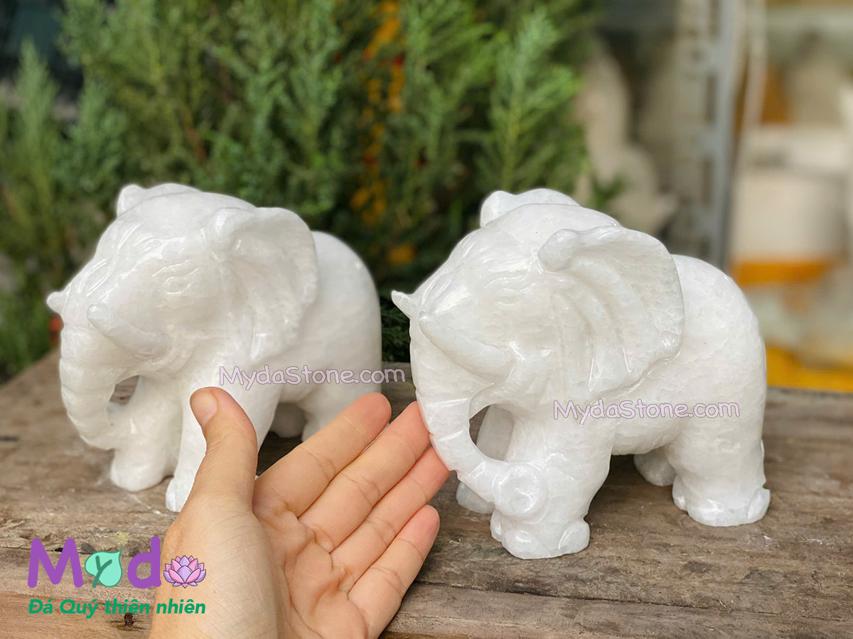Tượng Voi phong thuỷ để bàn đá Cẩm Thạch Trắng