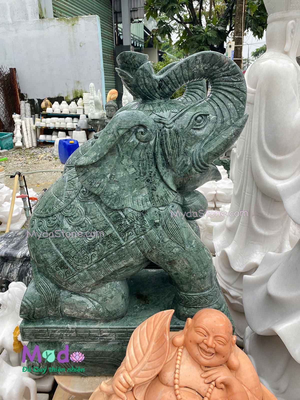 Tượng Voi Quỳ đá Xanh Ấn Độ