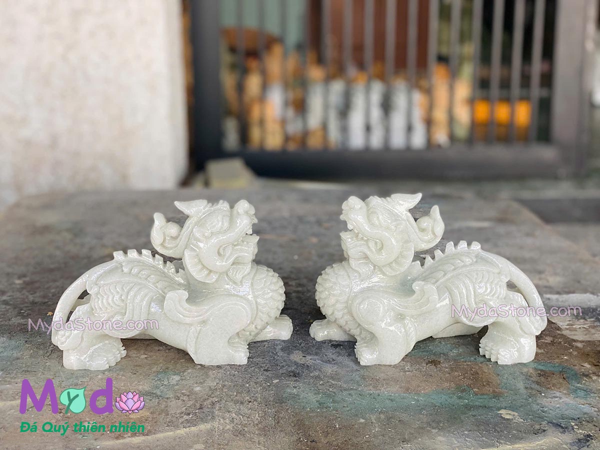 Tỳ Hưu đá Cẩm Thạch Trắng