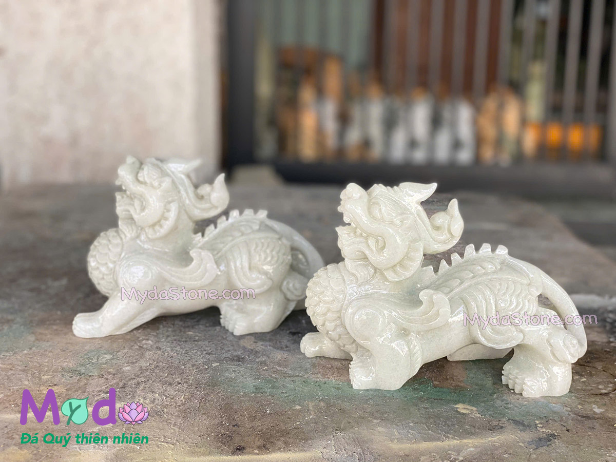Tỳ Hưu đá Cẩm Thạch Trắng