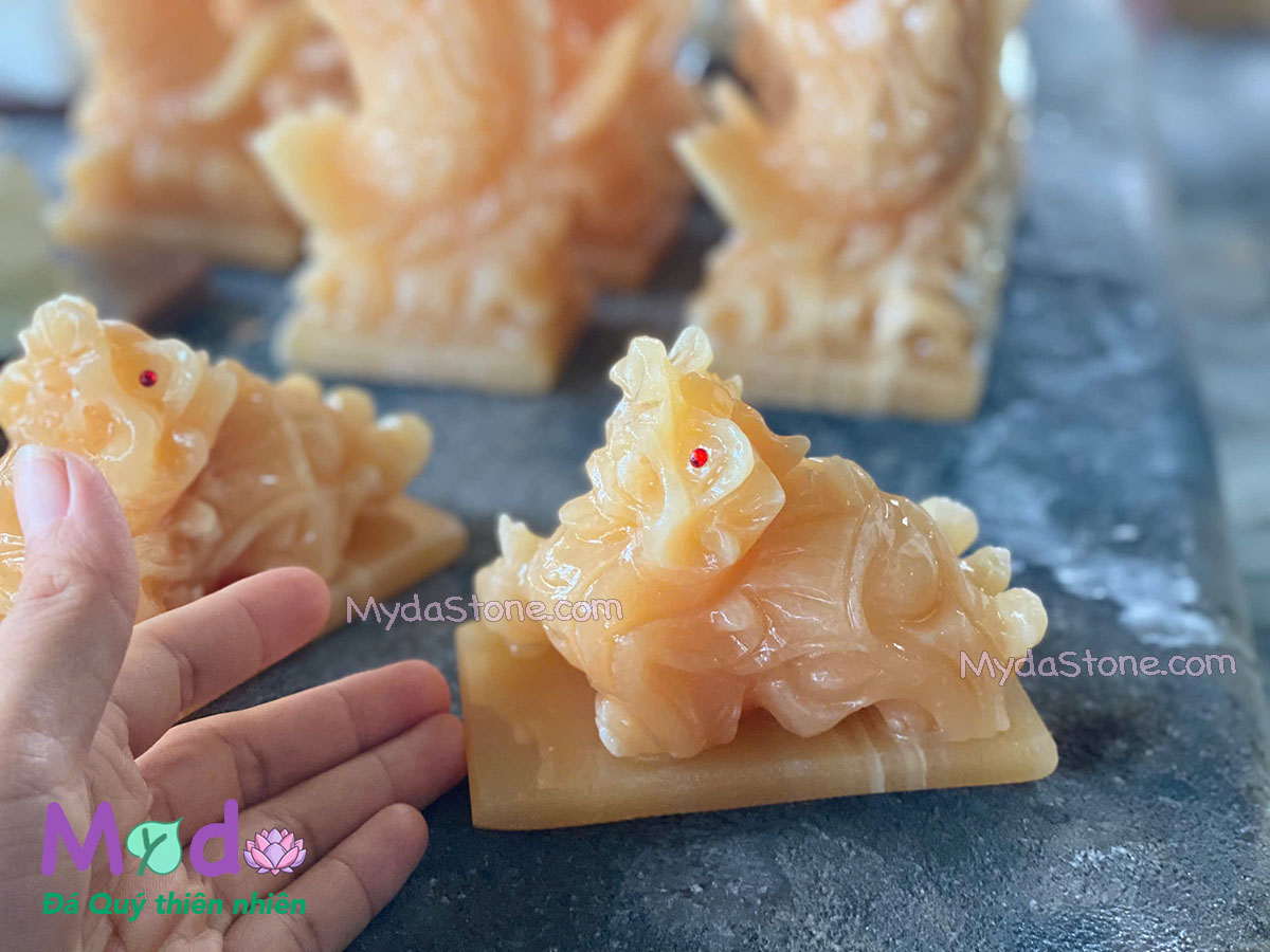 Tỳ Hưu đá Ngọc Hoàng Long