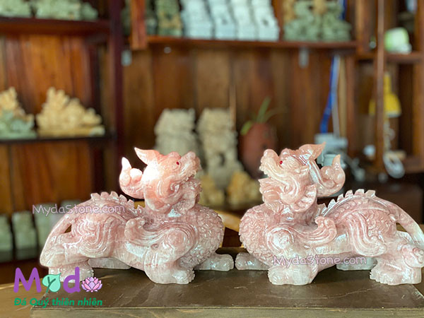 Tỳ Hưu đá Ngọc Ruby Hồng