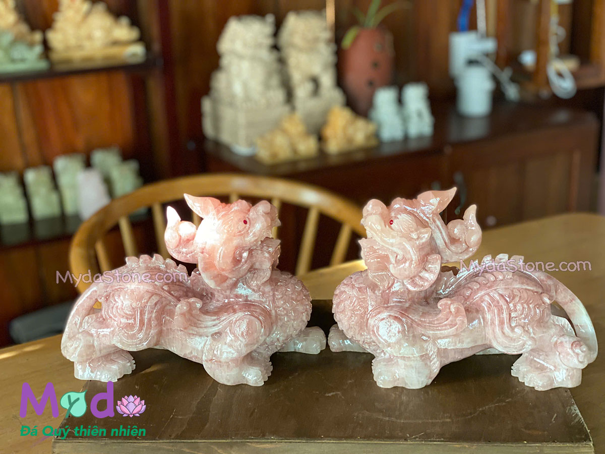 Tỳ Hưu đá Ngọc Ruby Hồng