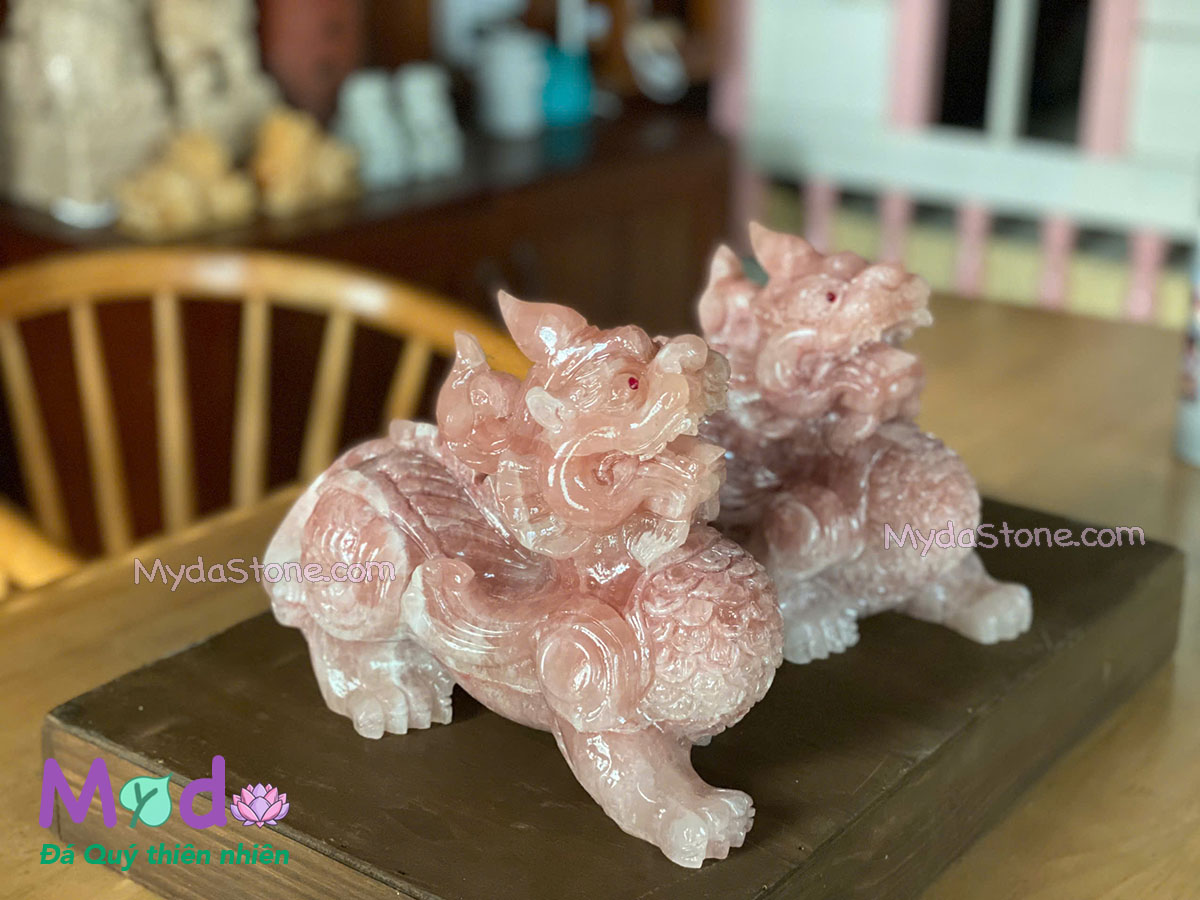 Tỳ Hưu đá Ngọc Ruby Hồng