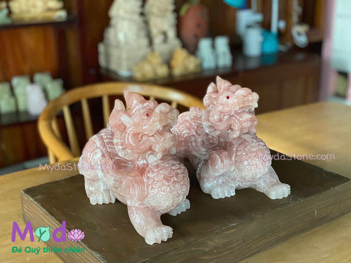 Tỳ Hưu đá Ngọc Ruby Hồng