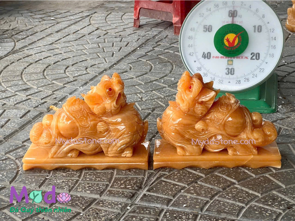 Tỳ Hưu đá Ngọc Hoàng Long