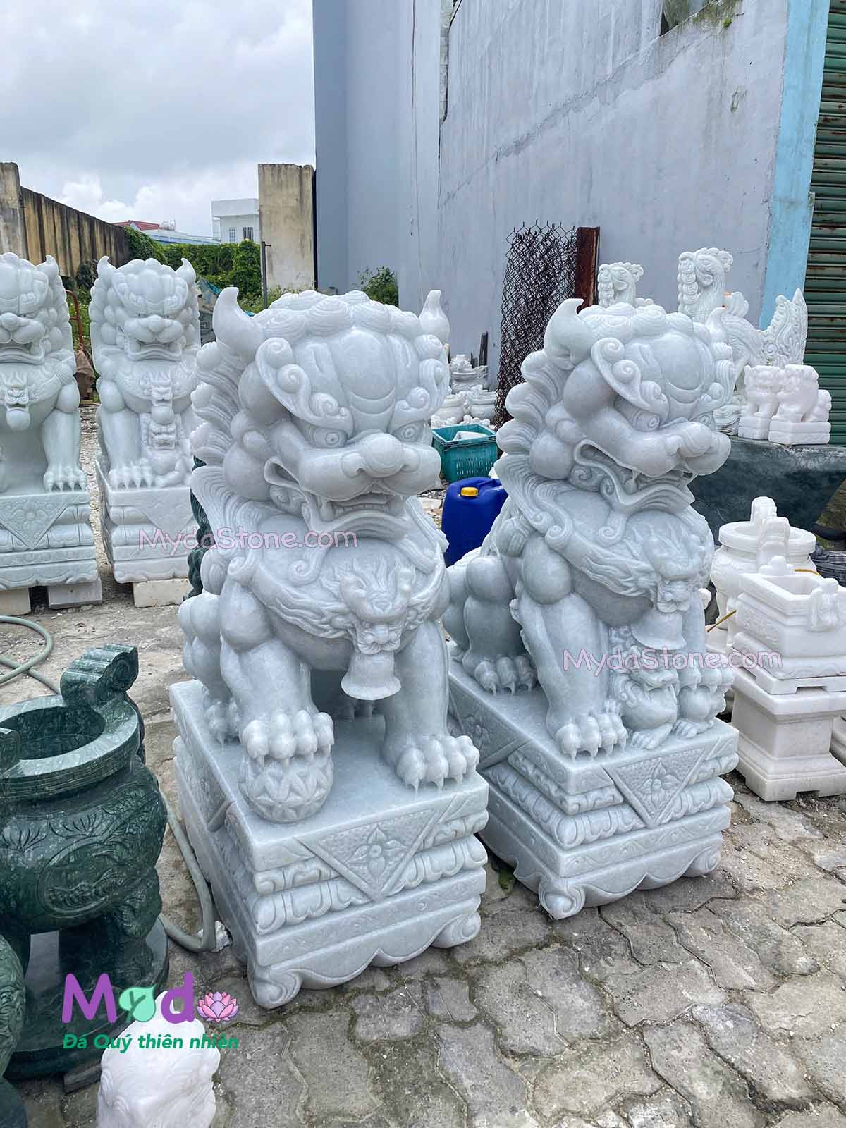 Tượng Kỳ Lân để Lăng Mộ đá Cẩm Thạch Trắng Xanh