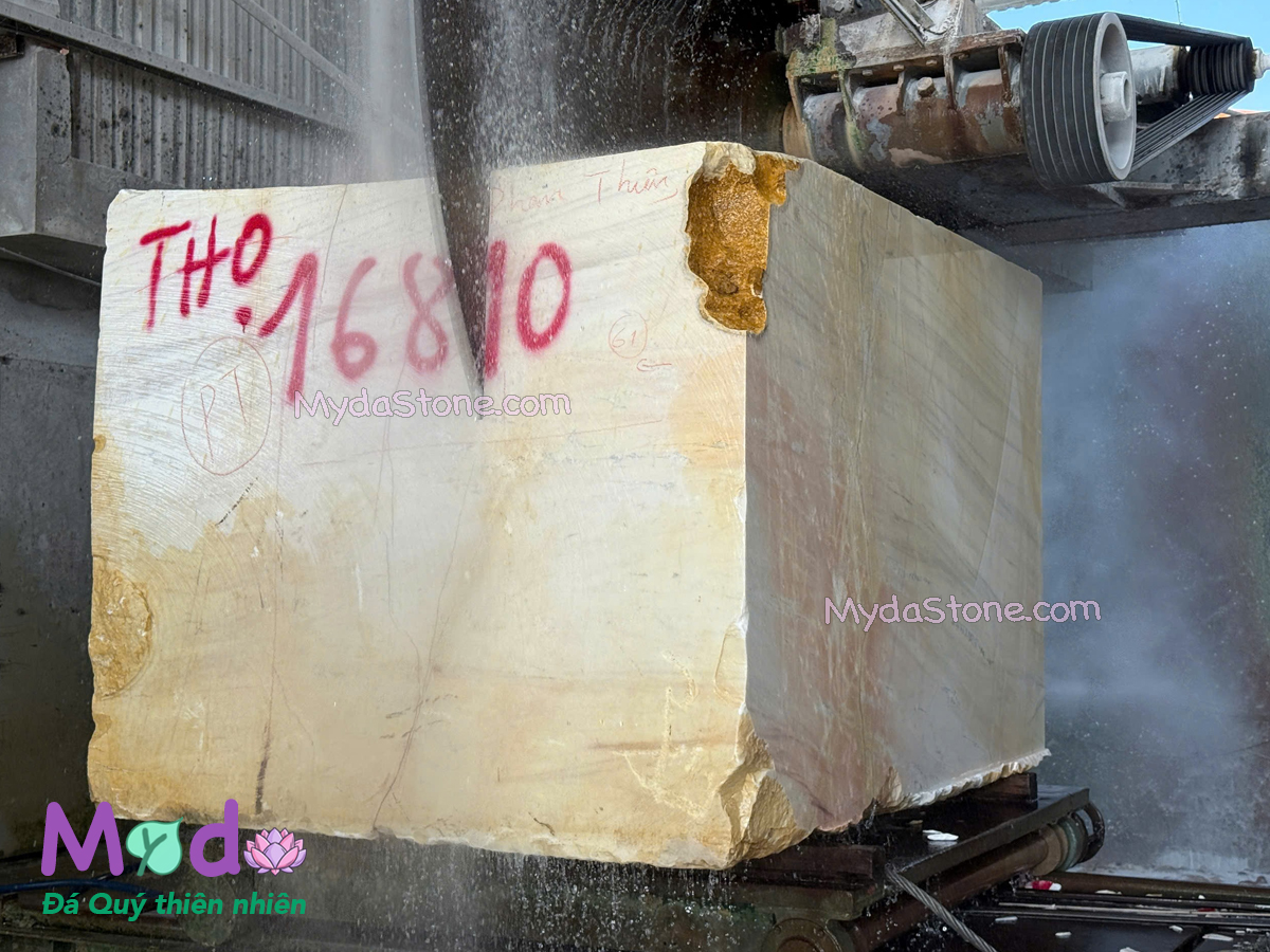 Mẫu Kỳ Lân Đá đẹp tại HCM