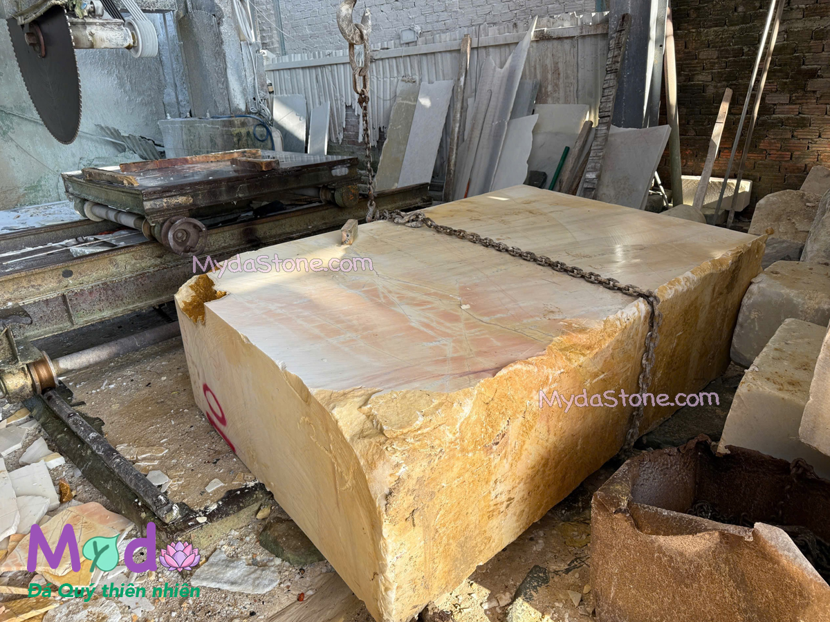 Mẫu Kỳ Lân Đá đẹp tại HCM