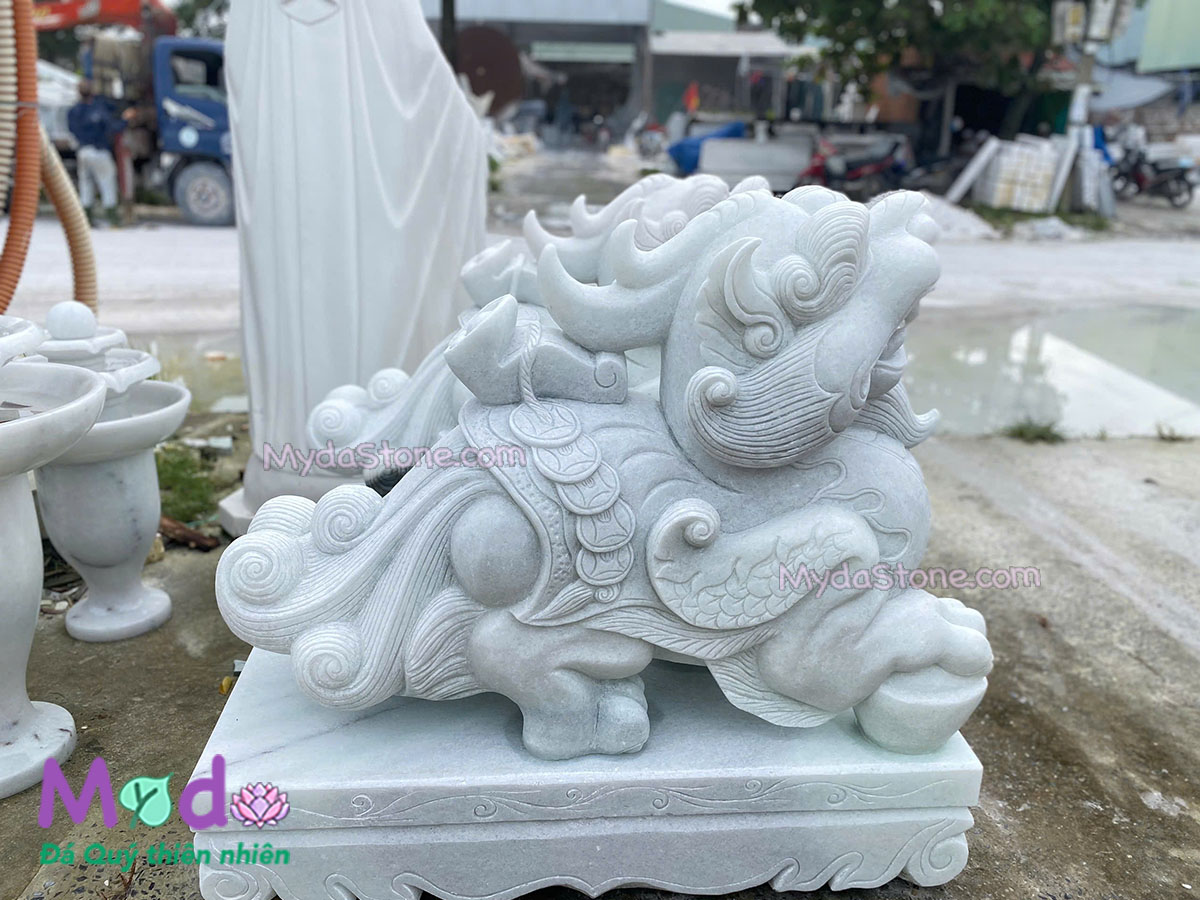 Tỳ Hưu đá tự nhiên đẹp tại HCM