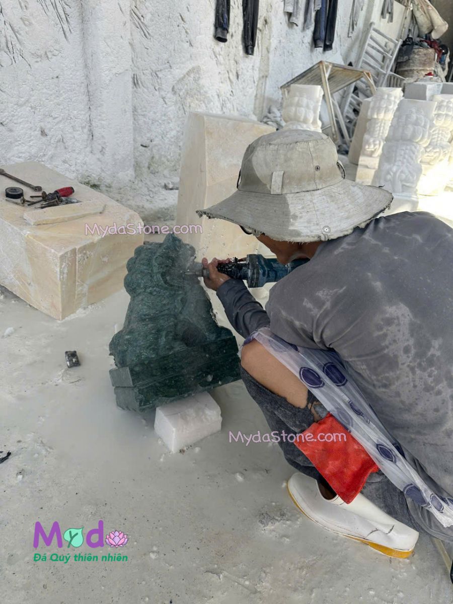 Đồ Thờ Đá tại Hà Tĩnh: Địa chỉ mua Lư Hương, Bát Hương Đá Tự Nhiên Giá tận Xưởng