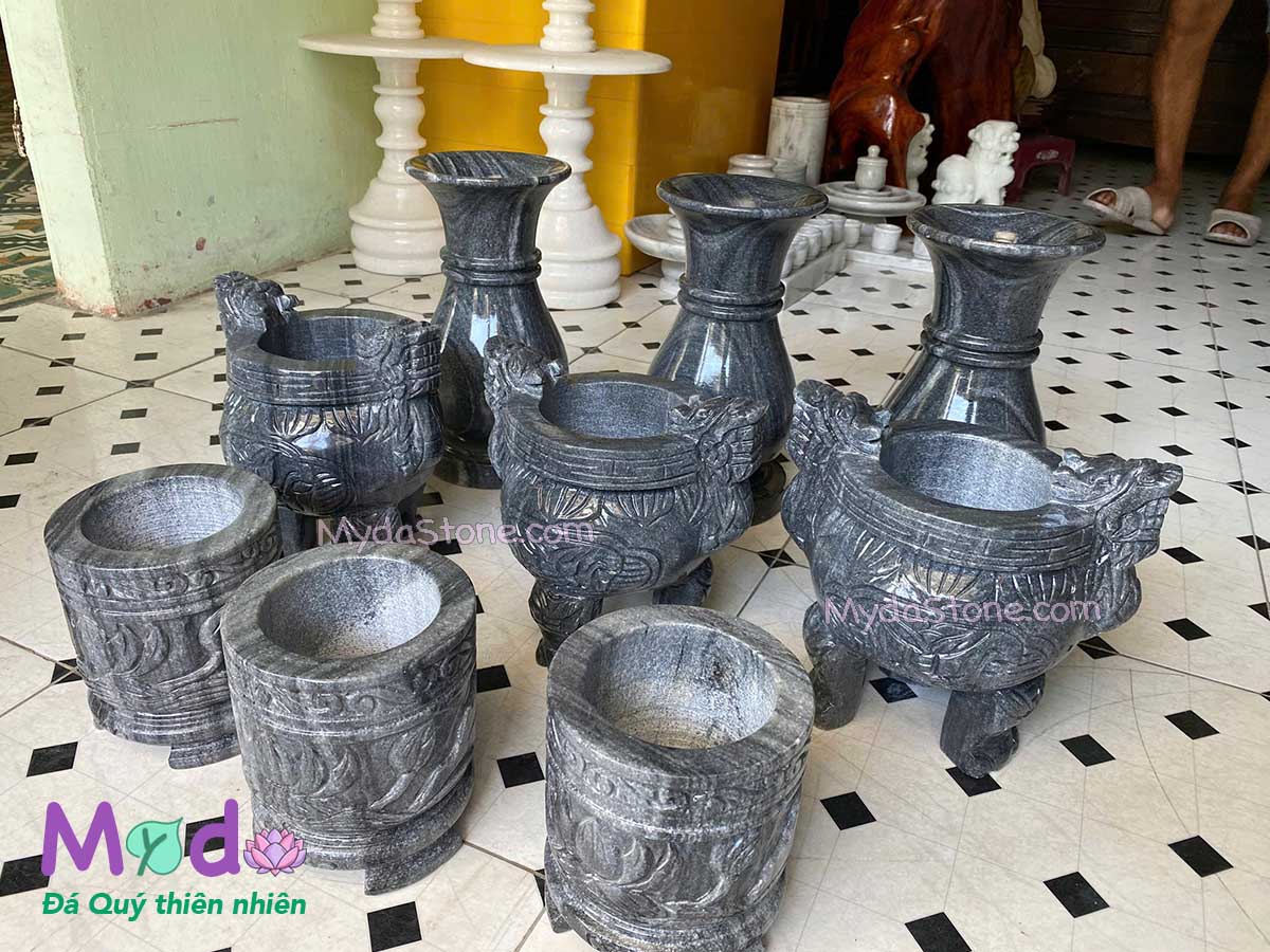 Đồ Thờ, Lư Hương bằng đá tại Hải Phòng