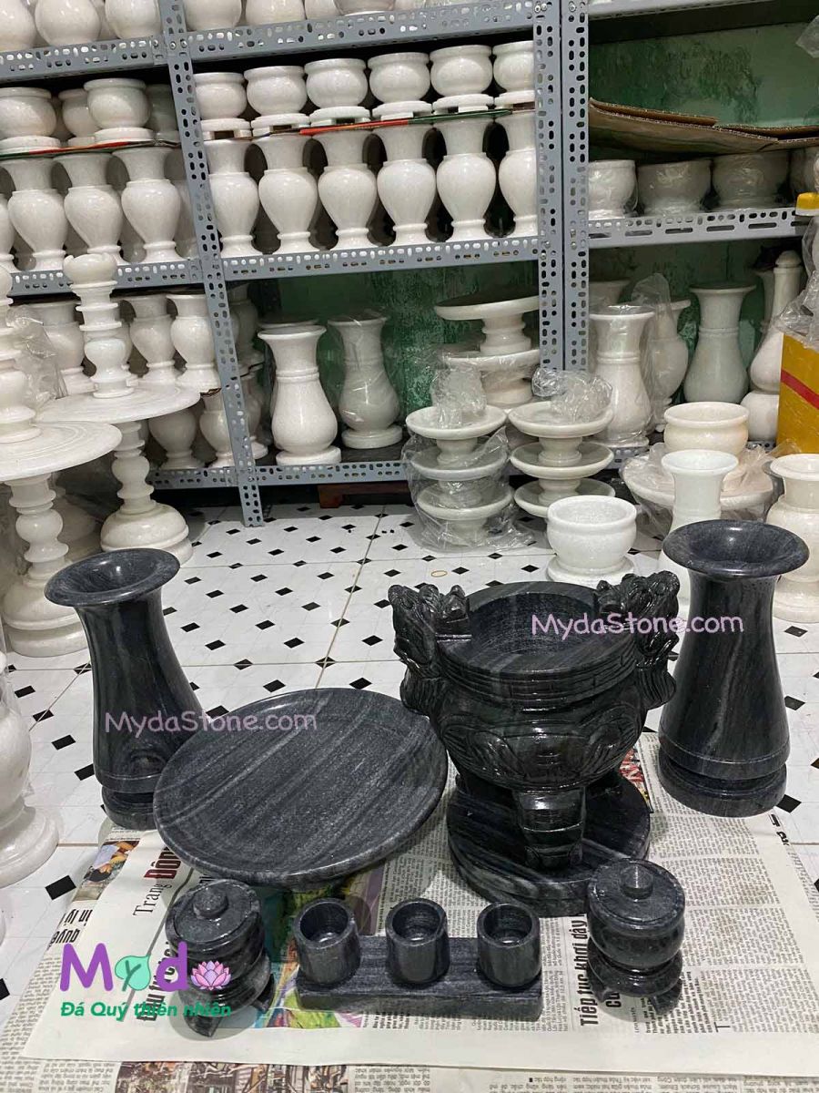 Lư Hương Đá, Đồ Thờ Đá tại Nghệ An