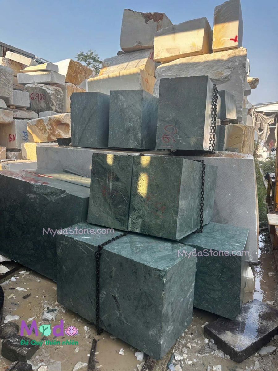 Đồ Thờ bằng đá, lư hương đá tại Thanh Hoá